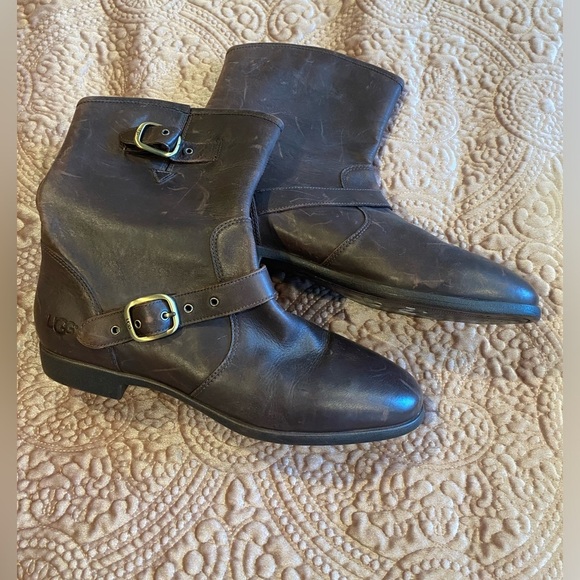 UGG Australia Frances Women’s Brown Leather Two Buckle Short Size   NWOT - Picture 10 of 14
